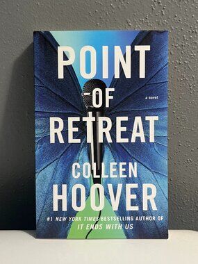 Point of Retreat - Colleen Hoover - Paperback Novel - LIKE NEW - Slammed Book 2